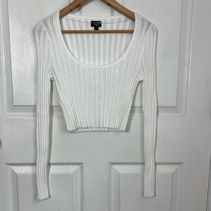 Beverly and Beck Gabriella white long sleeve scoop neck viscose crop top size S